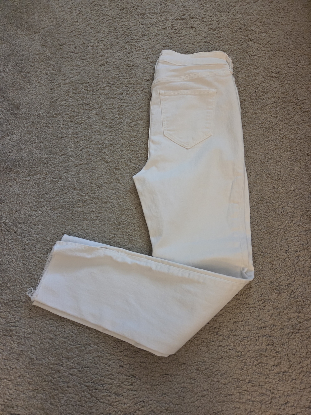 Old Navy White Women's Extra High Rise Rockstar Super Skinny Jeans W/ankle Slits